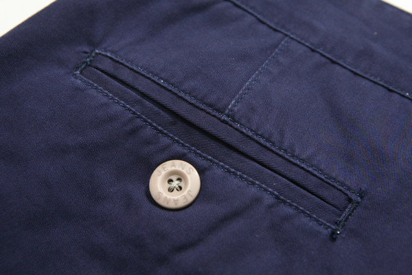 Модерни мъжки панталони за лятото къс модел в няколко цвята