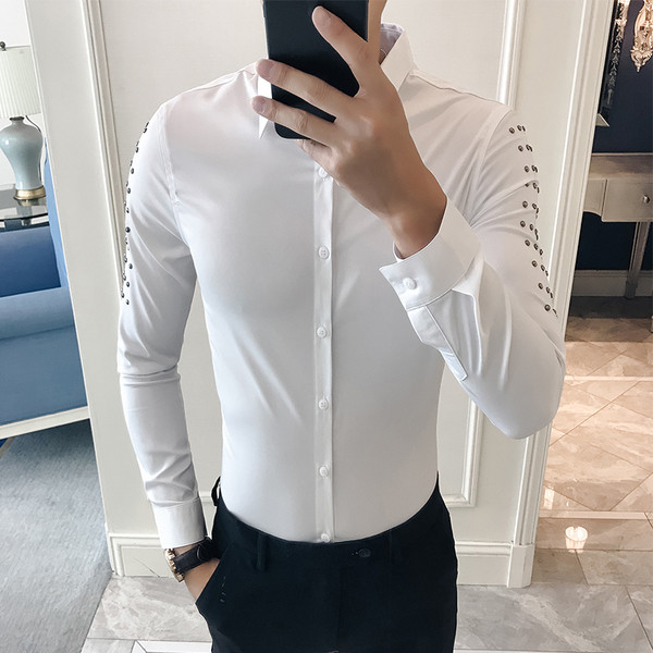 Стилна мъжка риза с декорация в бял и черен цвят