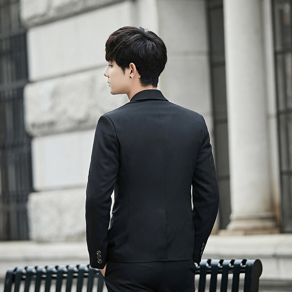 Официално мъжко сако в три цвята с метална декорация