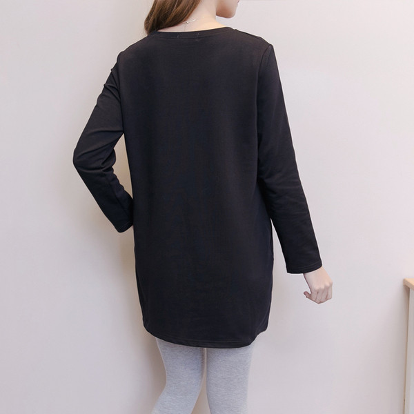 Модерна тениска за бременни жени с дълъг ръкав и джоб