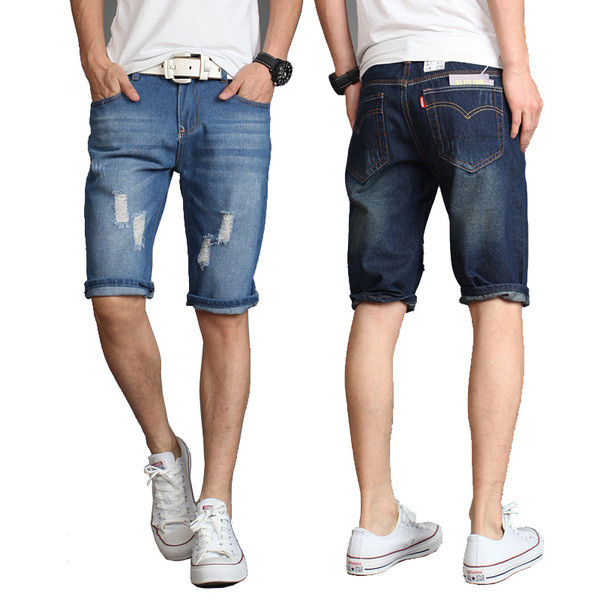 Стилни мъжки къси дънки в светъл и тъмен цвят