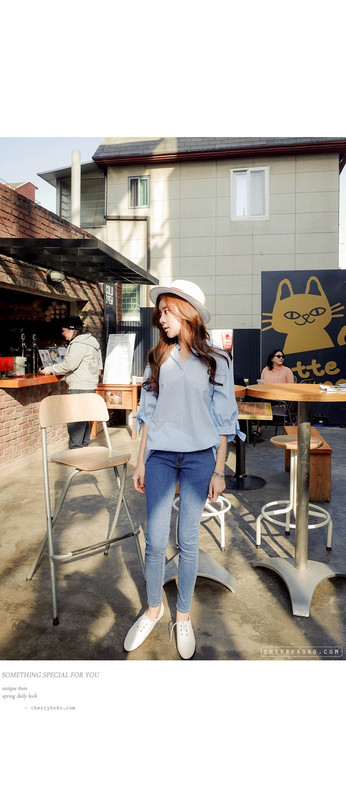 Актуална дамска риза дълъг модел с 3/4 ръкав в син цвят 