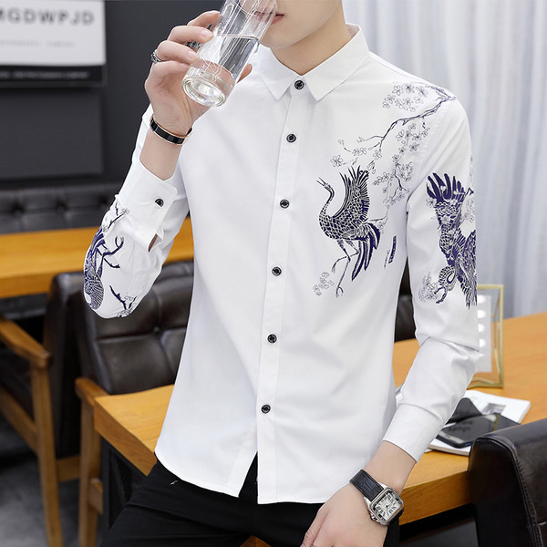 Актуална мъжка риза в два цвята с бродерия