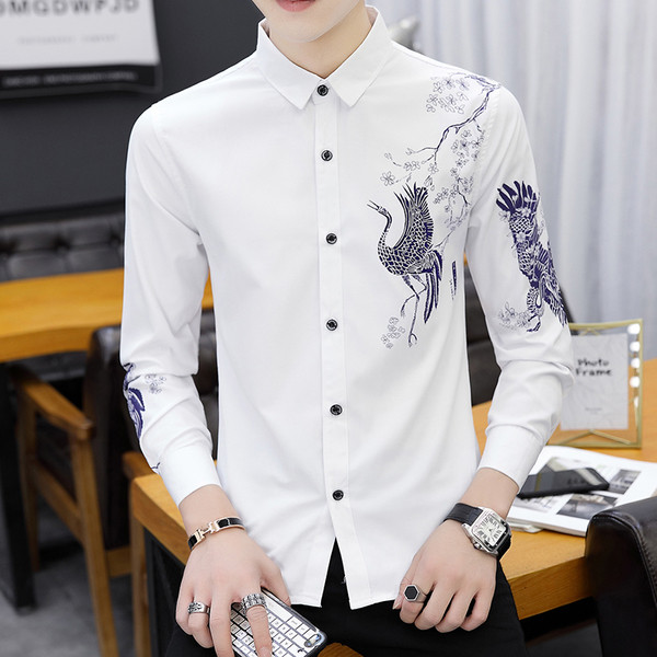 Актуална мъжка риза в два цвята с бродерия