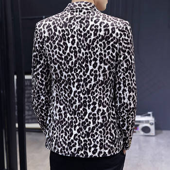 Модерно мъжко сако с леопардов десен