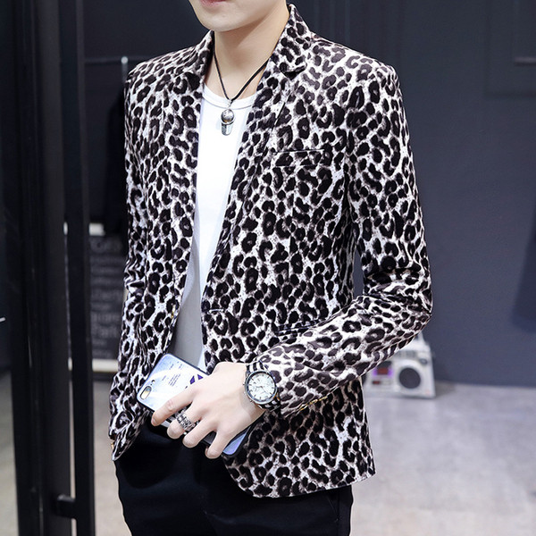 Модерно мъжко сако с леопардов десен