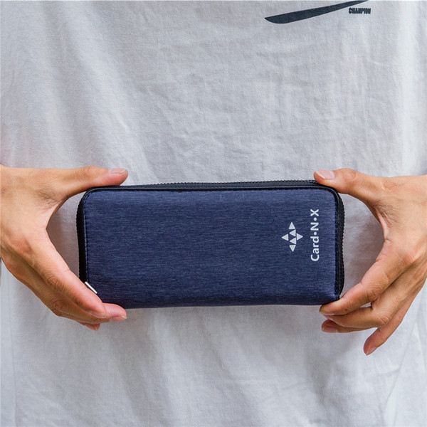 Ежедневен мъжки портфейл с надпис в два цвята