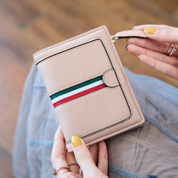 Модерен дамски портфеил от еко кожа в няколко цвята