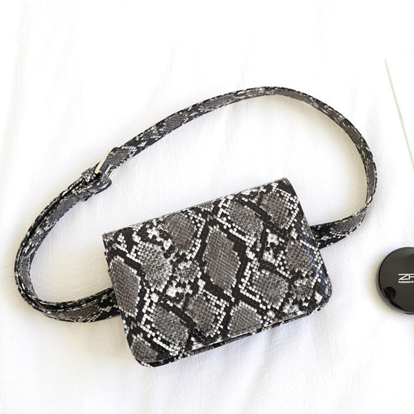 ХИТ Модерна дамска чанта подходяща за кръста и за рамо в два цвята 