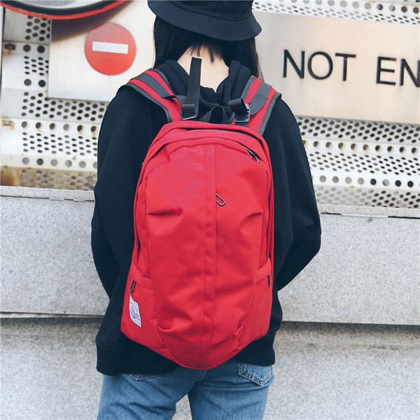 Спортна мъжка раница в четири цвята с няколко джоба