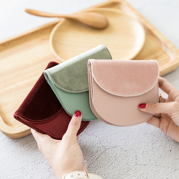 Стилен дамски портфейл в няколко цвята от еко велур