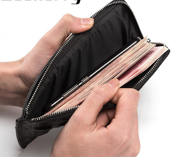 Нов модел мъжки портфейл от еко кожа в черен цвят