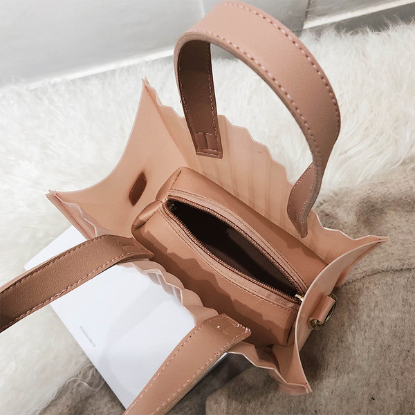 Модерна дамска чанта от ако кожа с къса и дълга дръжка в няколко цвята 