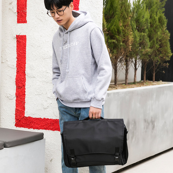 Модерна мъжка чанта с къса и дълга дръжка в два цвята