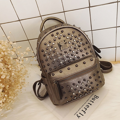 Rucsac de dama din piele ecologica cu decor metalic