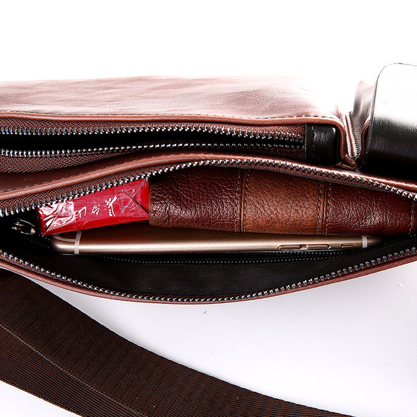 Мъжка модерна чанта от еко кожа в три цвята