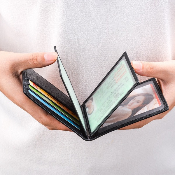 Стилен портфейл от еко кожа в няколко цвята подходящ за мъже и жени