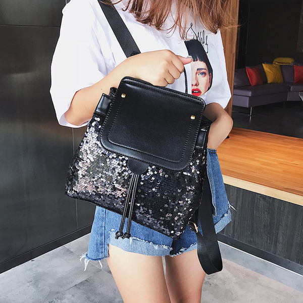 Дамска раница с декорация пайети в няколко цвята