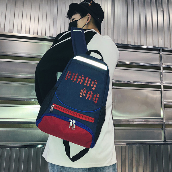 Модерна раница с надпис в три цвята подходяща за мъже и жени