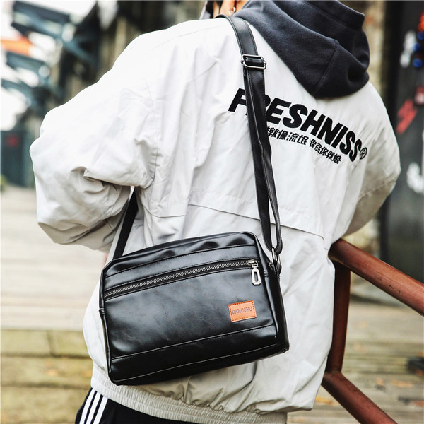 Мъжка ежедневна чанта от еко кожа в три цвята