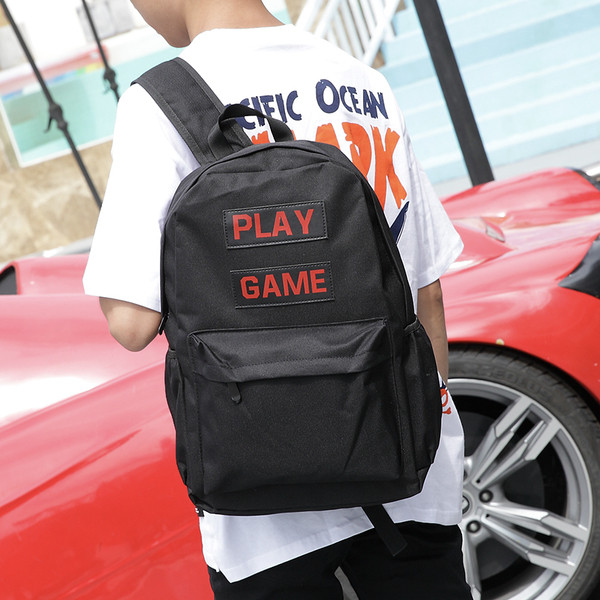 Ανδρικό σακίδιο σε μαύρο χρώμα με επιγραφή