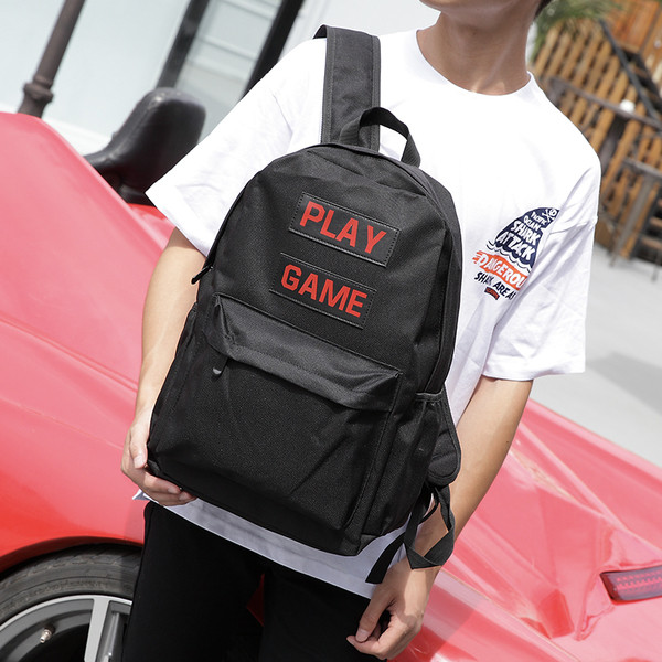 Ανδρικό σακίδιο σε μαύρο χρώμα με επιγραφή