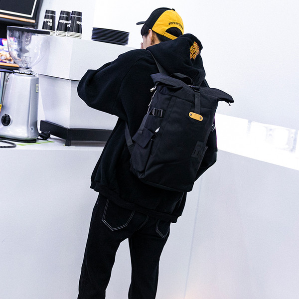 Μοντέρνο ανδρικό σακίδιο σε δύο χρώματα