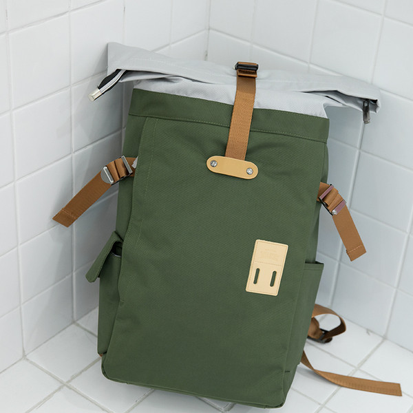 Μοντέρνο ανδρικό σακίδιο σε δύο χρώματα