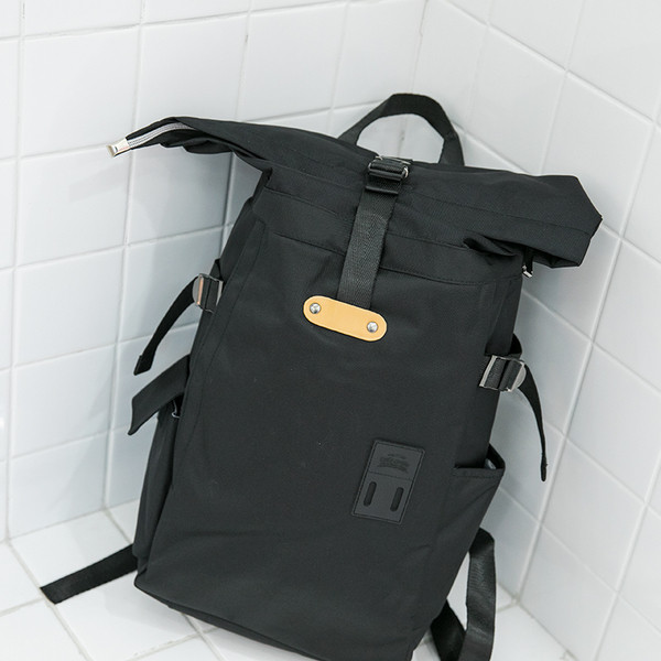 Μοντέρνο ανδρικό σακίδιο σε δύο χρώματα