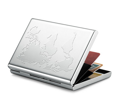 Елегантен мъжки метален портфейл в сребрист цвят