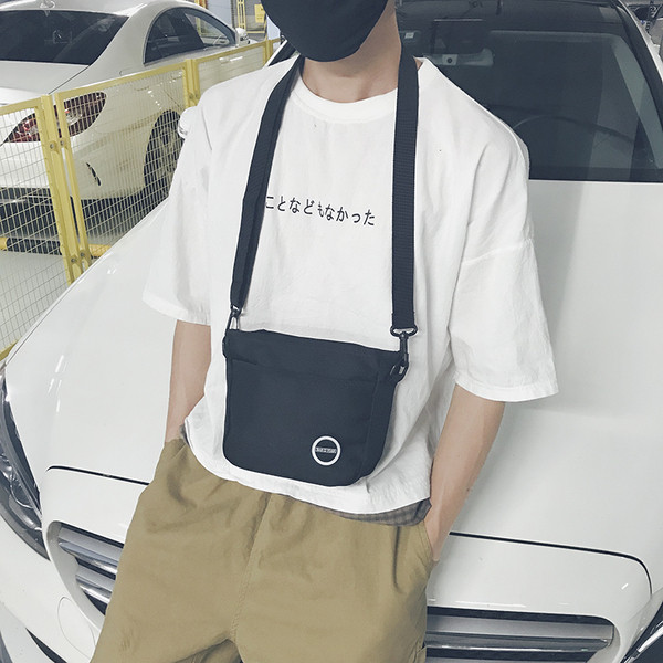 Ανδρική τσάντα σπορ σε μαύρο και πορτοκαλί χρώμα