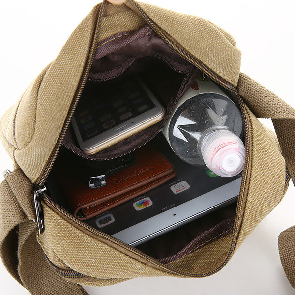 Μοντέρνα τσάντα ανδρών με έμβλημα τεσσάρων χρωμάτων