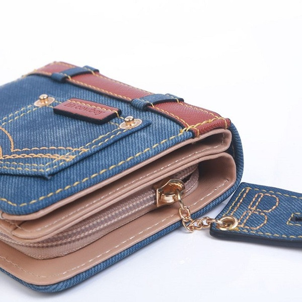 Μοντέρνο μικρό πορτοφόλι σε πέντε χρώματα