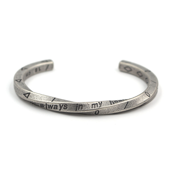 Brățară casual pentru bărbați gravată în patru culori