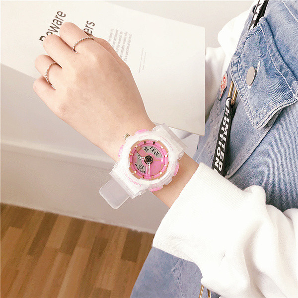 Ceas modern potrivit pentru bărbați și femei în cinci culori