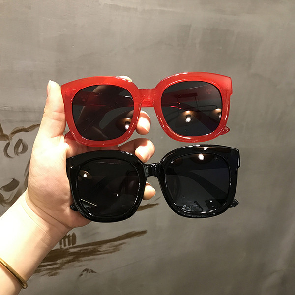 Ochelari eleganti de dama in mai multe culori