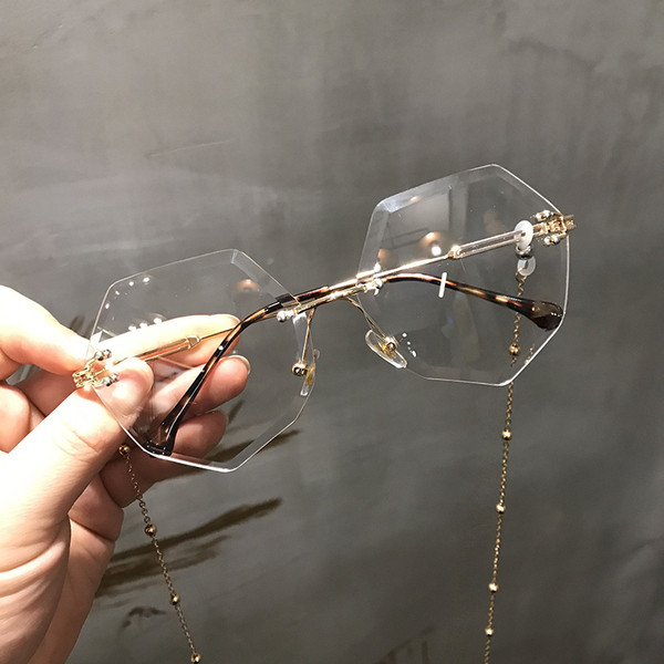 Κυρίες γυαλιά ηλίου με αλυσίδα στοιχείων σε διάφορα χρώματα