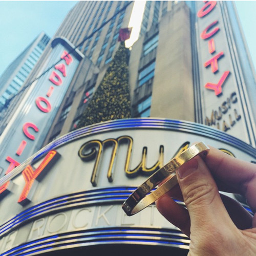 Bratara moderna gravata pentru barbati in trei culori