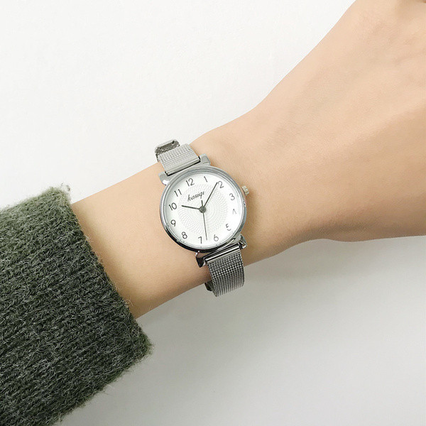 Ceas de dama cu curea metalica in diferite culori