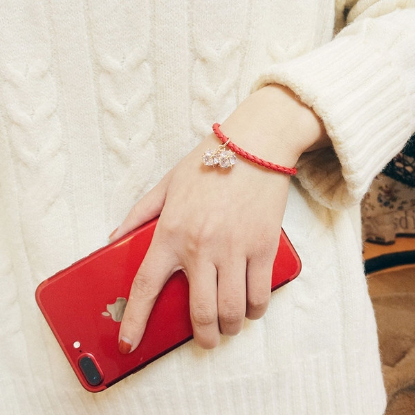 Γυναικείο καθημερινό βραχιόλι με κόκκινα μενταγιόν