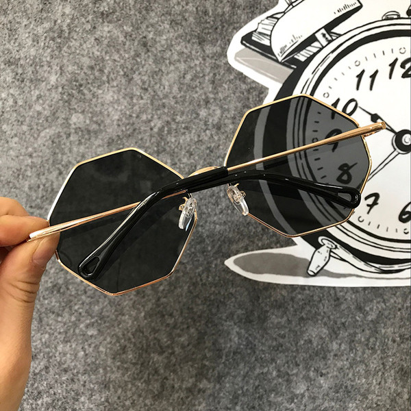 Ochelari de soare de damă în mai multe culori de oglindă