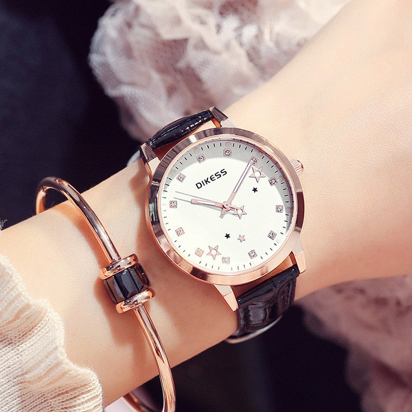 Φωτιστικό ρολογιού από νέο μοντέλο με ζώνη από δέρμα eco