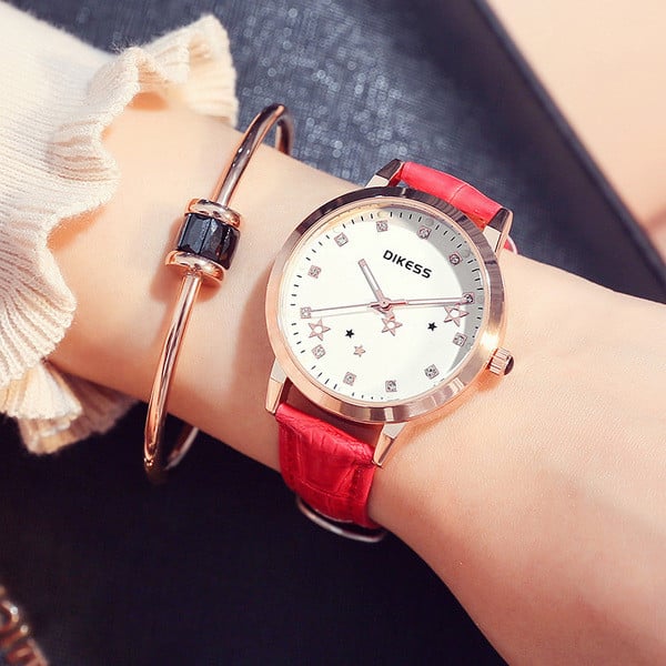 Φωτιστικό ρολογιού από νέο μοντέλο με ζώνη από δέρμα eco