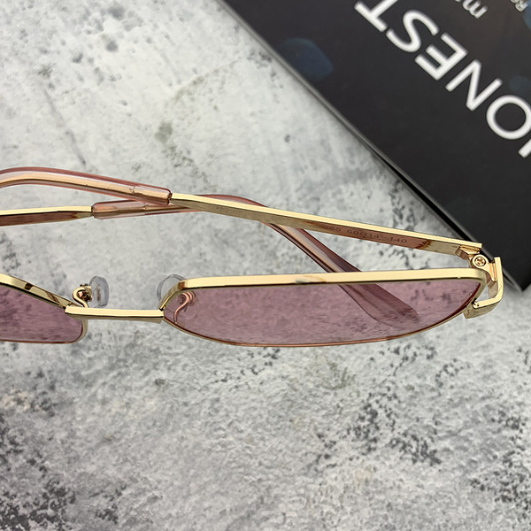 Ochelari de soare eleganti de dama in forma patrata in mai multe culori