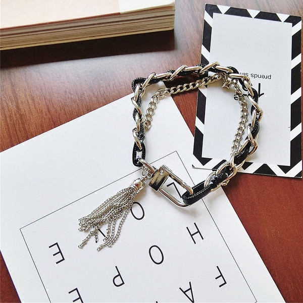 Bratara de dama cu pandantiv in negru si rosu