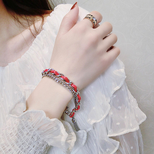 Bratara de dama cu pandantiv in negru si rosu