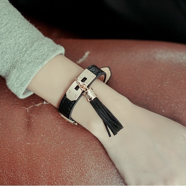 Bratara moderna de dama cu ciucuri in trei culori