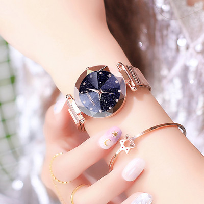 New model women`s metal watch in several colors