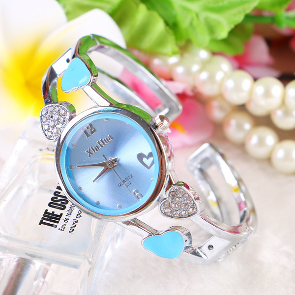 Brățară tip ceas de damă elegantă cu pietre