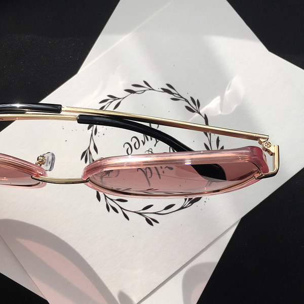 Σύγχρονα κυρίες γυαλιά ηλίου σε έξι χρώματα